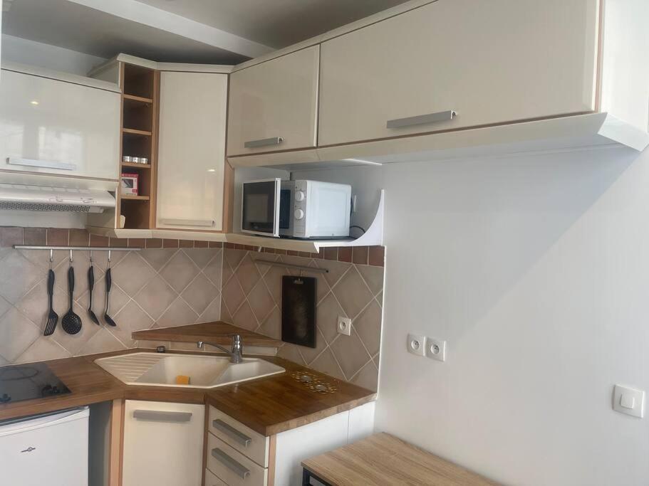 פריז Super Appartement T2 Proche De Tour Eiffel מראה חיצוני תמונה